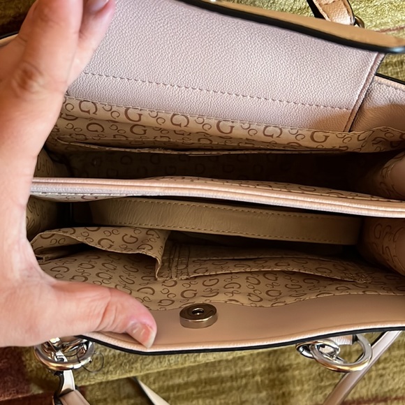 Guess logo purse - Picture 6 of 9